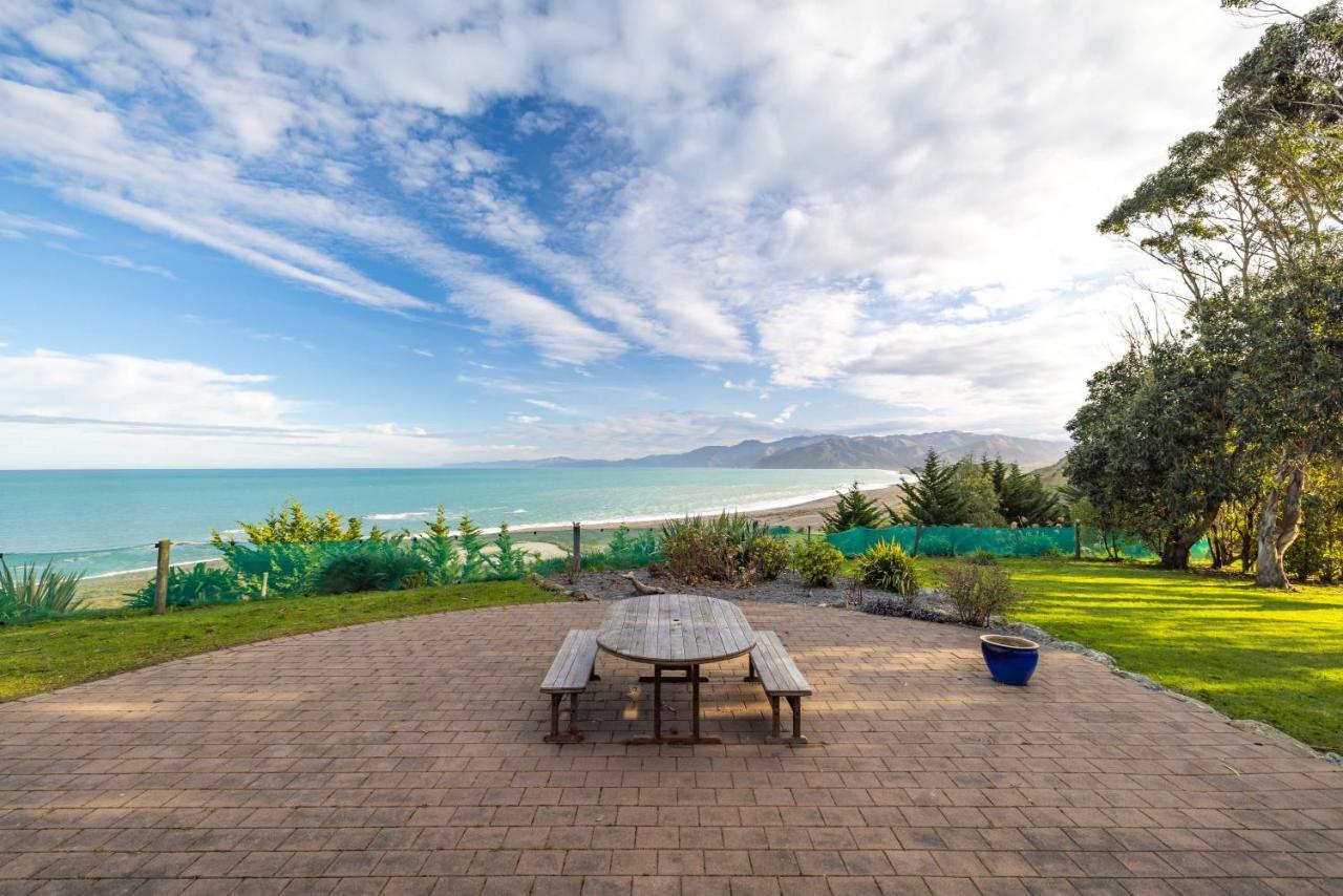 Ocean & Mountain Views - Kaikoura Villa Exterior foto