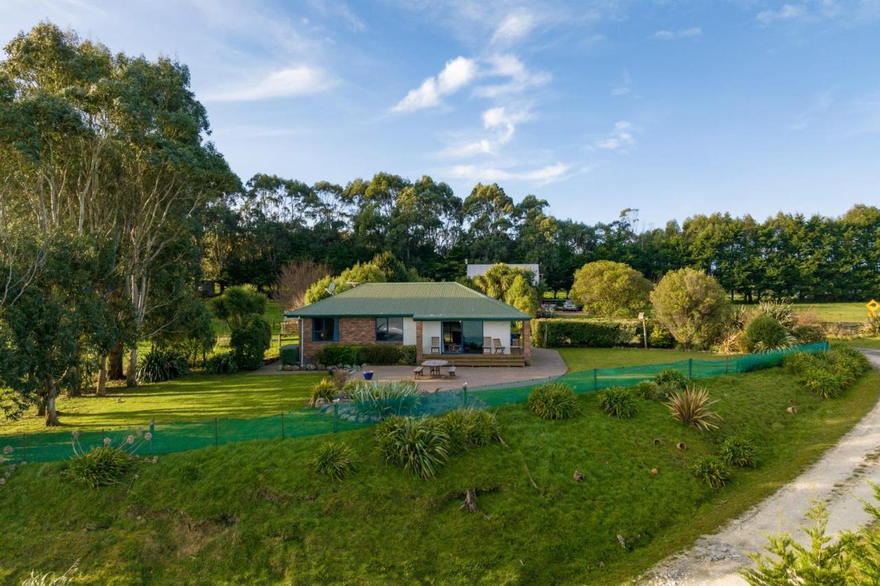 Ocean & Mountain Views - Kaikoura Villa Exterior foto