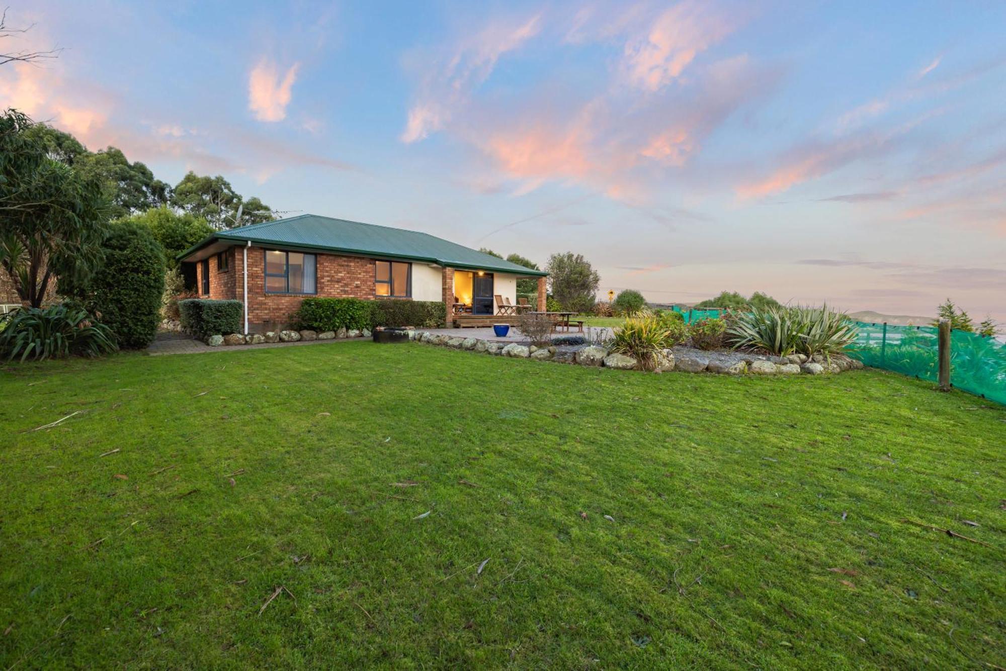 Ocean & Mountain Views - Kaikoura Villa Exterior foto